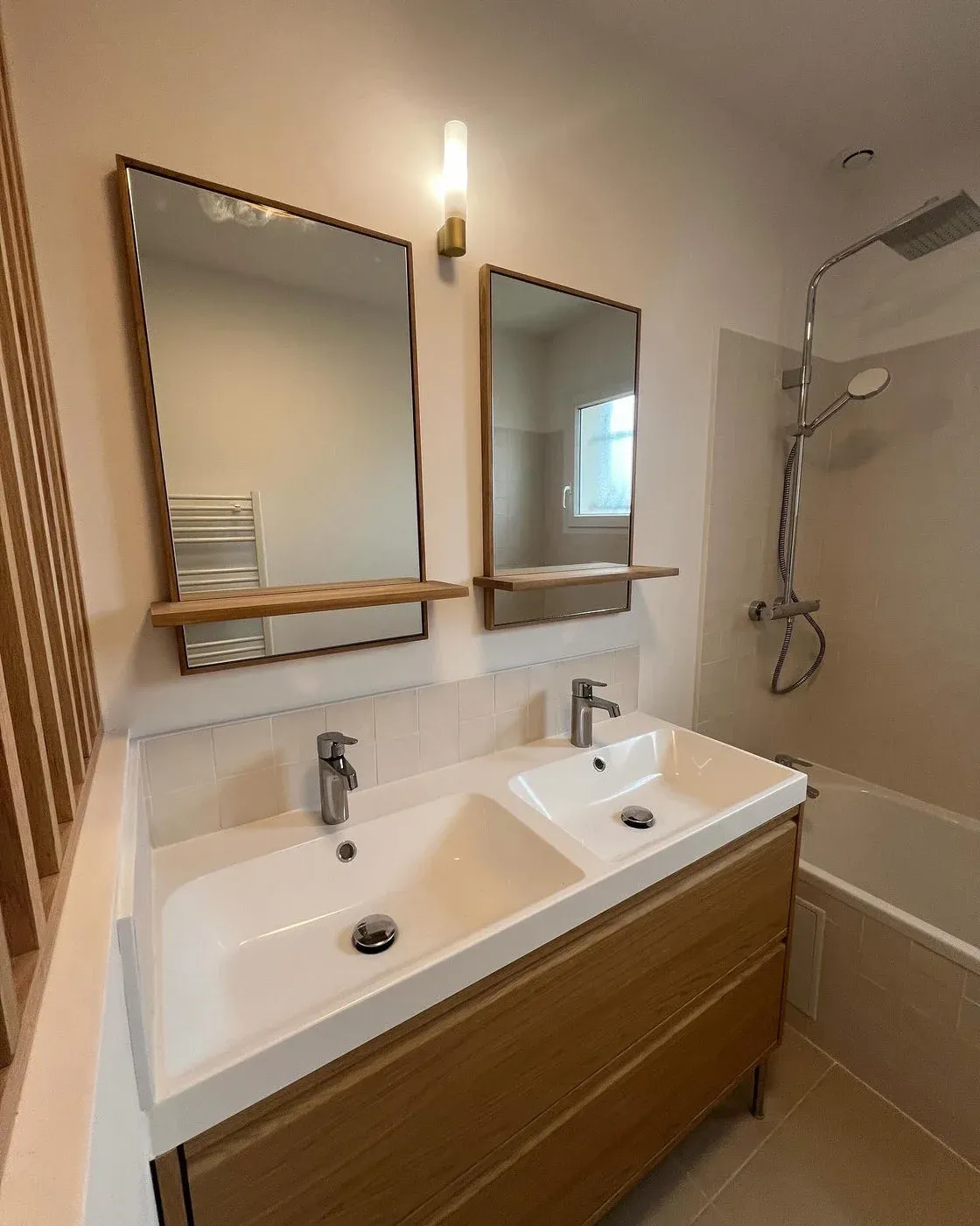 Double vasque, Rangements sur mesure
